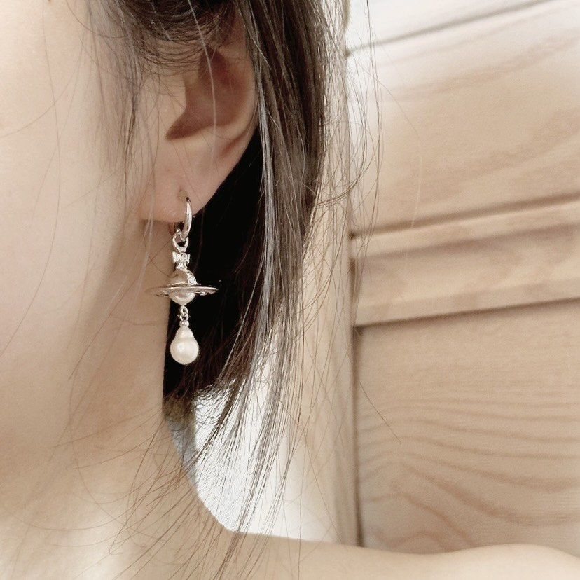Vivienne Westwood ALEKSA EARRINGS 土星珍珠吊墜黃銅耳環