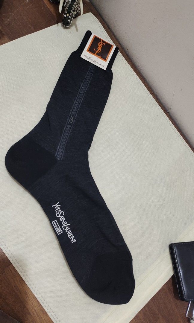 YSL Socks Size 25 or 9 (Category: Shoe inserts & accessories) located in Santa Cruz. Submitted by retroflash (Listing ID 1337429761, Image 1). Description: .