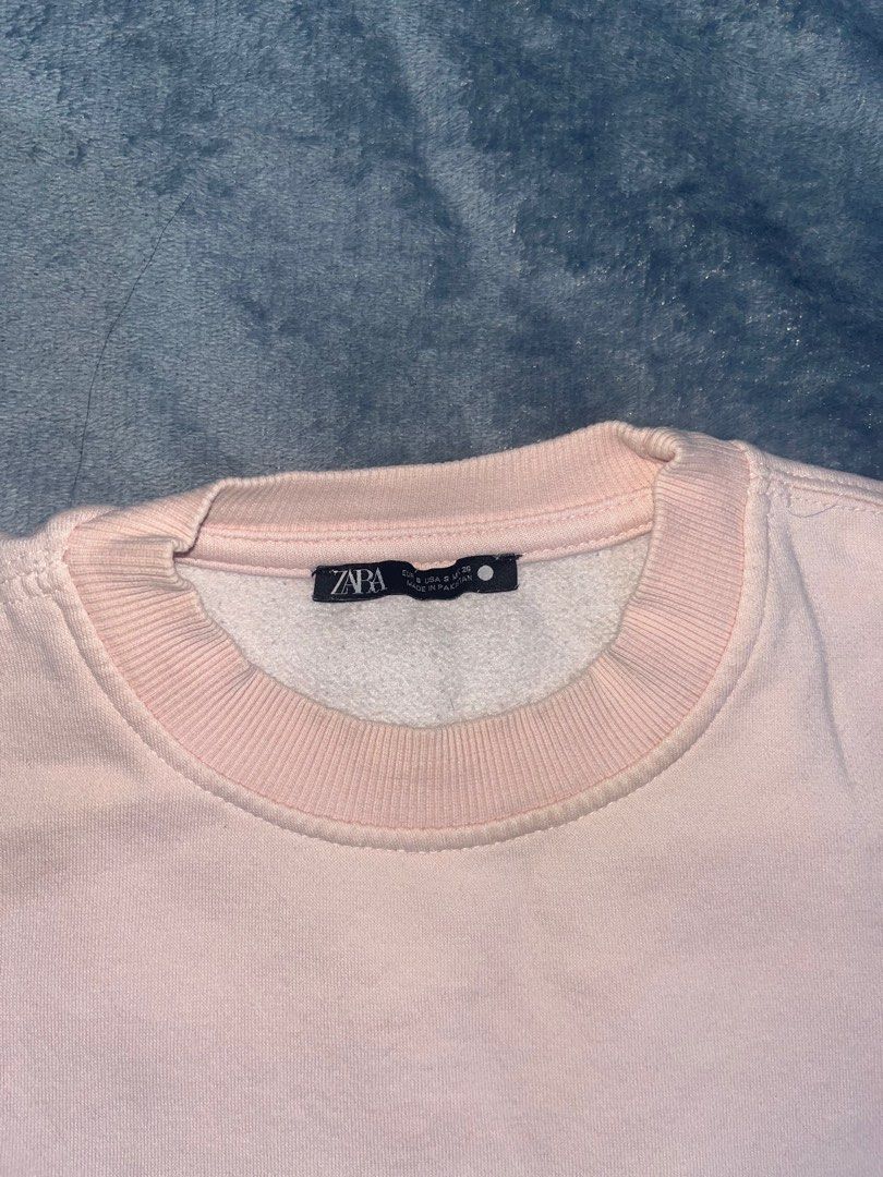 Zara Pink Pullover (Category: Coats, Jackets and Outerwear) located in Pasig City. Submitted by studenthoarder (Listing ID 1337513626, Image 2). Description: Used once then kept. No flaws cute in actual .