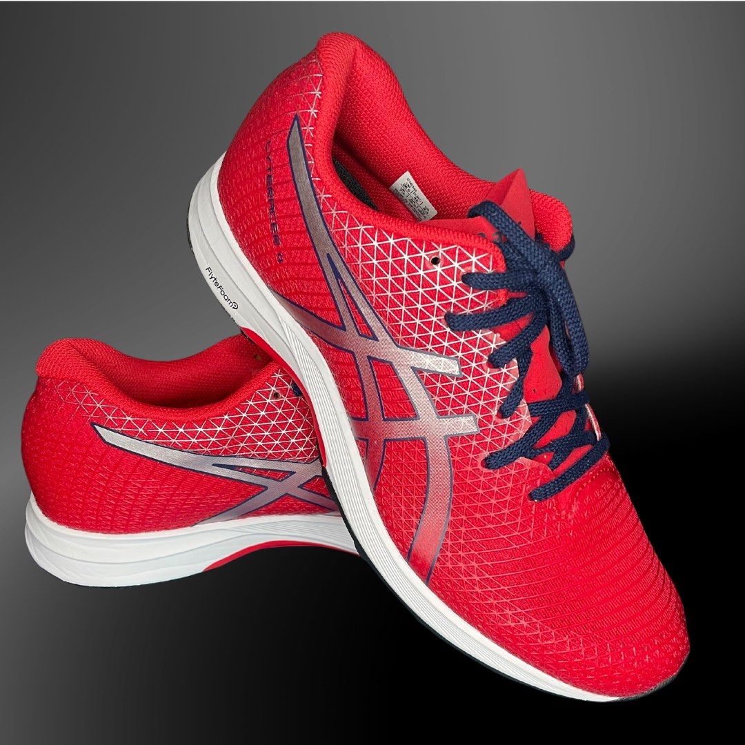 Asics Red Lyteracer 4 Rubber Shoes (Category: Sneakers) located in Taguig. Submitted by cousina (Listing ID 1337640771, Image 3). Description: Asics Red Lyteracer 4 Size: 26.5 cm Men 42 Eu Us 8.5 Uk 7.5 Issue: Brand New Before P5,800 NOW P2000.