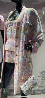 （分類：）位於 。 由 jagiya_wardrobe 提交（商品編號 1337717022，圖片 1）。簡介： 。