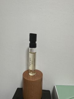 （分類：）位於 。 由 giselechan 提交（商品編號 1337729570，圖片 1）。簡介： 。