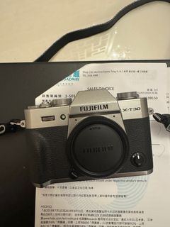 （分類：）位於 。 由 rwong2022 提交（商品編號 1337677502，圖片 1）。簡介： 。