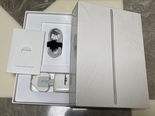 （分類：）位於 。 由 mikeleewww 提交（商品編號 1337703763，圖片 1）。簡介： 。