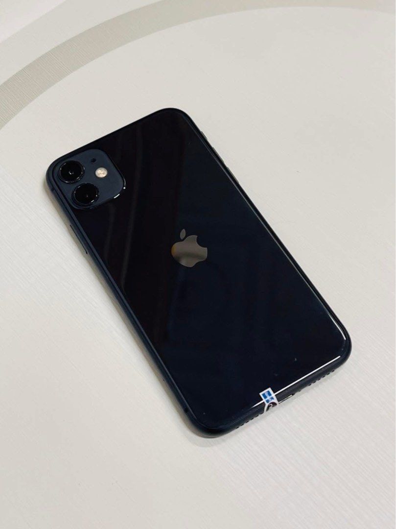 iPhone 11 256gb (Category: iPhone 11 Series) located in Manila. Submitted by TekiCashGadgetsph (Listing ID 1337751923, Image 3). Description: (FU) Open-line, any sim working (worldwide) - Guaranteed original iPhone not fake/copy accessories with box Secondhand Good as new not abused! Presentable •Original Lcd • no issue hidden issues • clean apple id / iCloud id • Good batthealth • Good cam front/back • Good Performance • Working face id • Good u