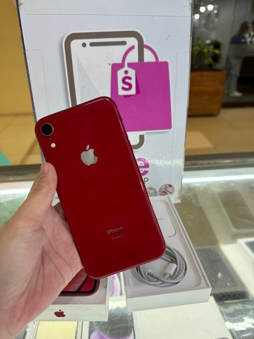iphone xr 64gb 2ndhand (Category: iPhone X Series) located in Cainta. Submitted by vine_gadget_shop (Listing ID 1337699810, Image 2). Description: iphone xr 64gb 2ndhand complete package ntc variant no issue check all u want pick up store greenhills shopping center we accept trade in we accepy credit card and ggives installment we do cod and door to door we ship nationwide for fast transaction call 09277368323 look for vine visit my fb page vine 