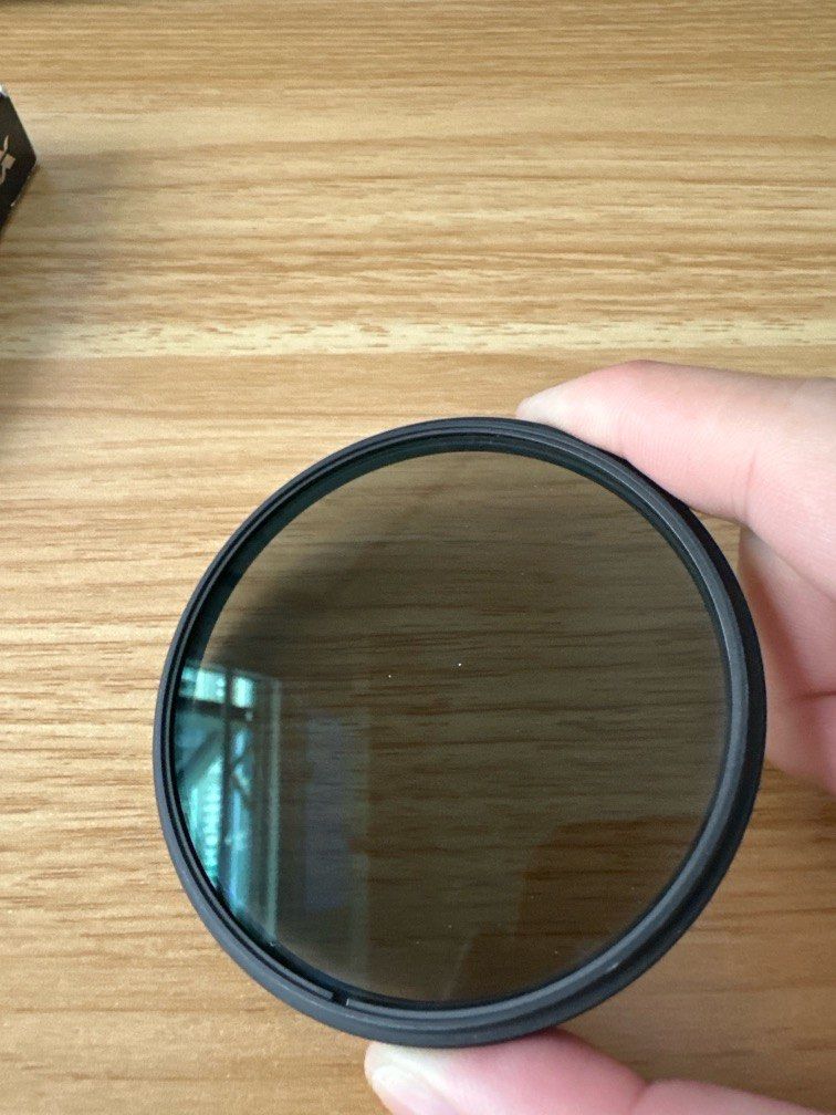 Kenko Variable ND filter 77mm (Category: Cameras) located in Singapore. Submitted by jeremyng1989 (Listing ID 1337622607, Image 2). Description: Mint condition variable ND with a 77mm diameter which can fit most DSLR or mirrorless lens and extremely useful for videography and even long exposure photography in bright conditions Works from 2 stop all the way to 9 stops effectively without the “crosshair” issue. Price open to nego and offer .