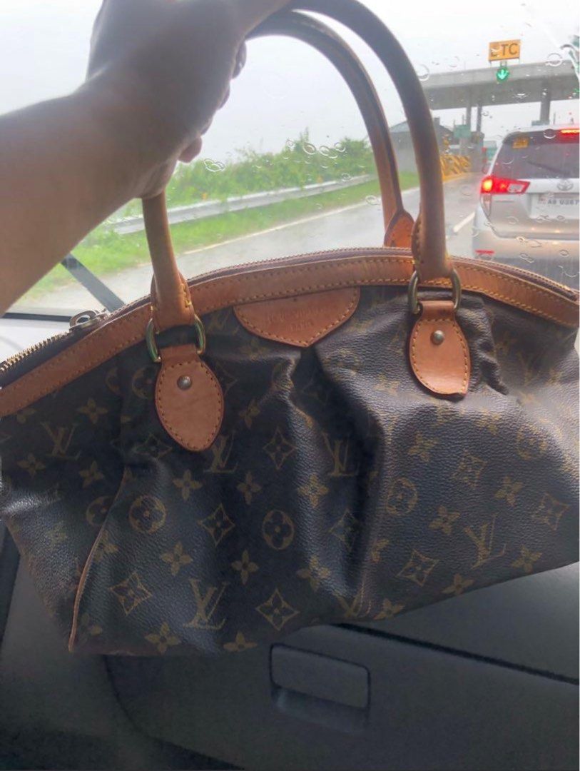 Louis Vuitton Tivoli (Category: Luxury Bags & Wallets) located in Paranaque City. Submitted by rogue.nation (Listing ID 1337717752, Image 1). Description: From Japan Auction Bought at 14k Zipper is replaced Signs of usage 5/10 *please self authenticate No box and cards .