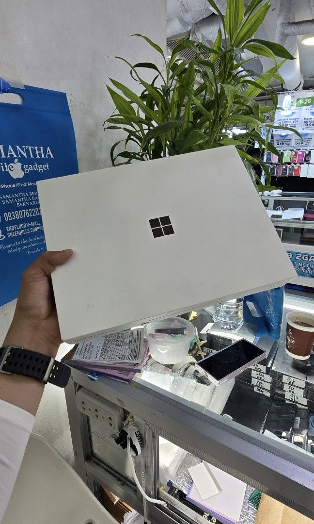 Microsoft Surface Pro Snapdragon X Plus Platinum (Category: Laptops & Notebooks) located in Quezon City. Submitted by samanthaga21954 (Listing ID 1337643191, Image 1). Description: Microsoft Surface Pro Snapdragon X Plus Platinum Brandnew Sealed with Warranty Onhand Stock.