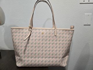 （分類：）位於 。 由 happynovday 提交（商品編號 1337632822，圖片 1）。簡介： 。
