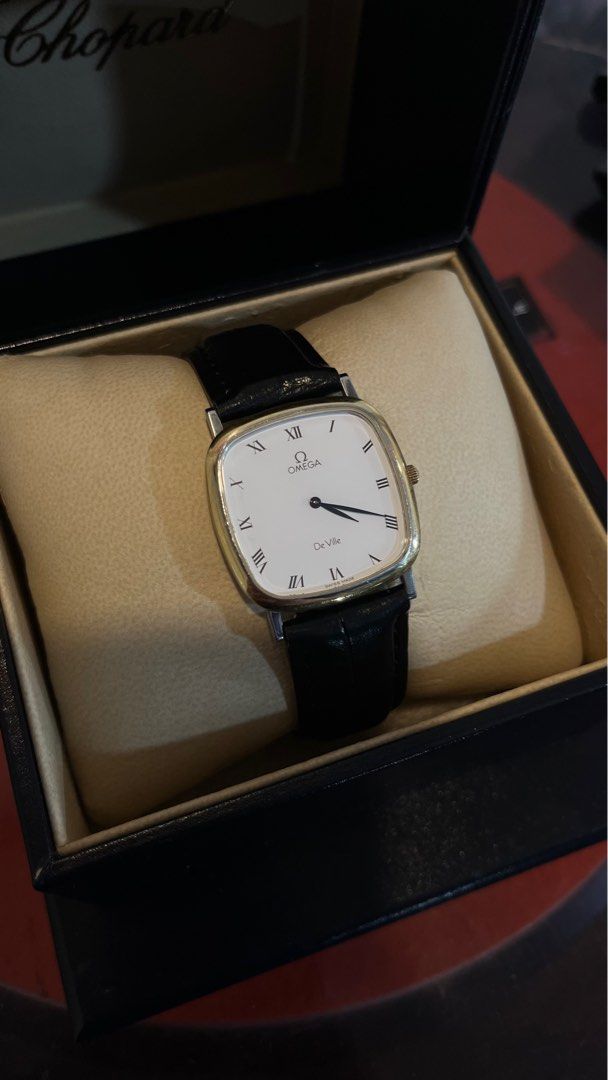 Omega Deville (Category: Men's Watches) located in Manila. Submitted by david_clemente (Listing ID 1337639539, Image 2). Description: 1970s Omega De ville (Watch only.) Cal 1378 quartz movement (actual pic) Comes with original strap and buckle but the original strap has dry rotted due to age and usage. It currently sports an after market quick release strap. 13k or best offer. Measurements: Case diameter: 29.5mm Lug to lug: 35.2mm Strap size: 19m