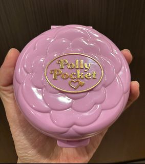 (Category: ) located in . Submitted by pollypocketloverph (Listing ID 1337637712, Image 1). Description: .