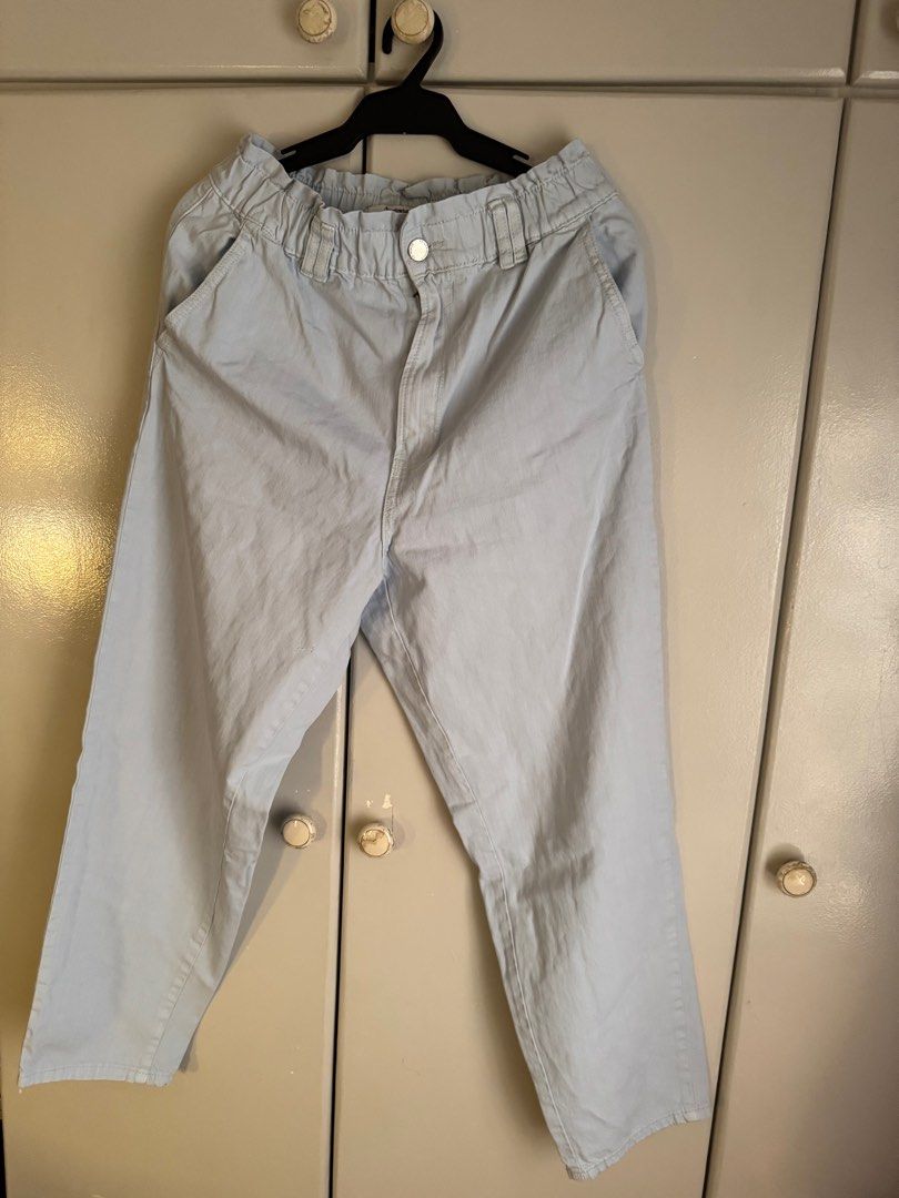 Light blue jeans (Category: Jeans) located in Pasig City. Submitted by heydeclutterist2nd (Listing ID 1337611396, Image 3). Description: Astradivarius medium-large, fits 28-32 garterized. Very nice and comfy. Highwaist paper bag pants Rfs:decluttering.