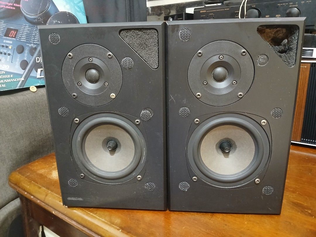 Speaker Rega kyte (Category: Portable Audio Accessories) located in Quezon City. Submitted by mg.q.m (Listing ID 1337629928, Image 2). Description: no dust cover , all originql drivers NO REPAIR.