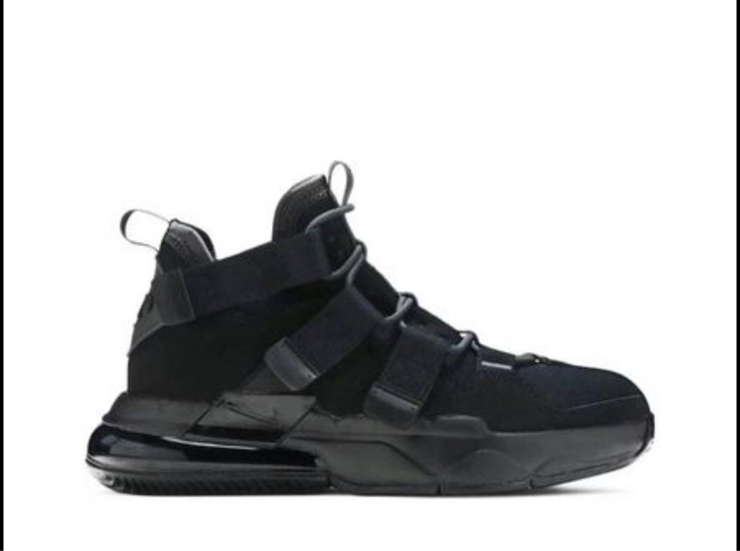 Nike air edge 270 triple black discount
