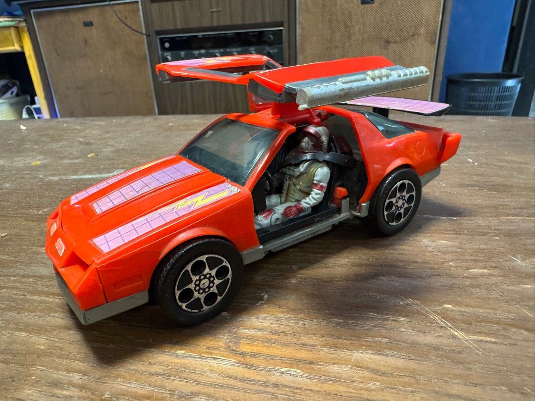 Thunderhawk MASK (Category: Action & Battle Toys) located in Quezon City. Submitted by dsemana (Listing ID 1337587730, Image 1). Description: vintage kenner MASK missing bombs and right door laser.