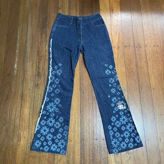 (Category: ) located in . Submitted by mga_damit (Listing ID 1337688952, Image 1). Description: .