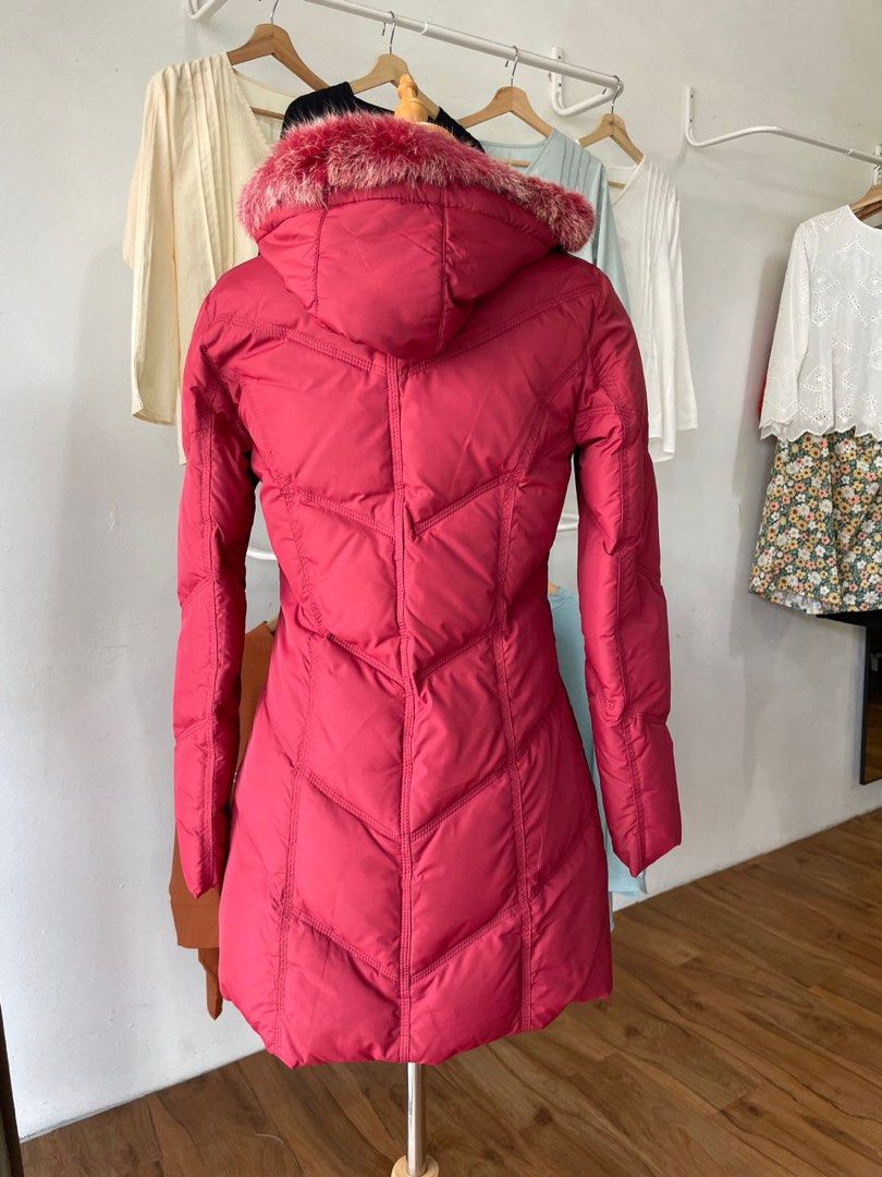 Winter Coat (Category: Coats, Jackets and Outerwear) located in Kuala Lumpur. Submitted by coolcouture_ (Listing ID 1337745752, Image 3). Description: PRODUCT DETAILS ⭐️ Winter Coat ( Size : S ) ⭐️ • Shoulder - 15.5 inch • Sleeves Length - 23 inch • Bust - 17 inch • Length - 31 inch 🐚 Great condition, wore LESS than 5x times. 🐚 Available for Pickup. 🐚 No fussy buyer! 🐚 Postage Fee: • West Malaysia: RM10 • East Malaysia: RM15.