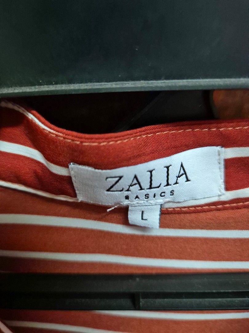 Zalia Basic (Category: Blouses) located in Cheras. Submitted by pijapijott (Listing ID 1337595002, Image 2). Description: .