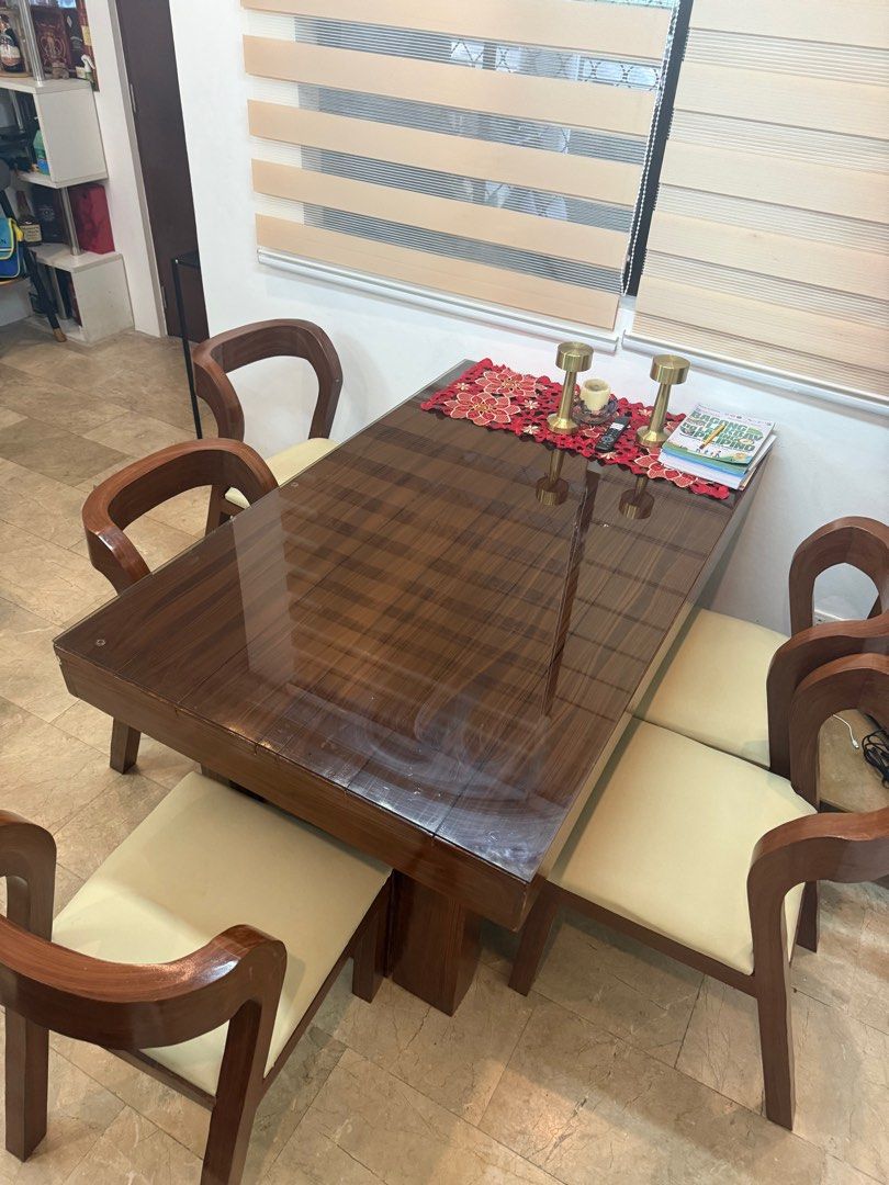 6 Seater Dining Table (Category: Tables & Sets) located in Quezon City. Submitted by gutchiebb (Listing ID 1337807817, Image 1). Description: solid wood rfs: too big for our space. di kasya all 6 seats sa dining area.