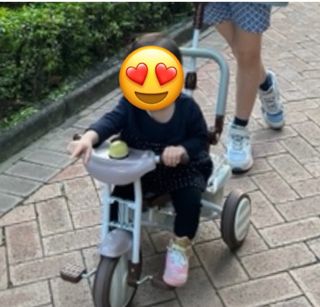 （分類：）位於 。 由 hannah_kwon 提交（商品編號 1337784670，圖片 1）。簡介： 。