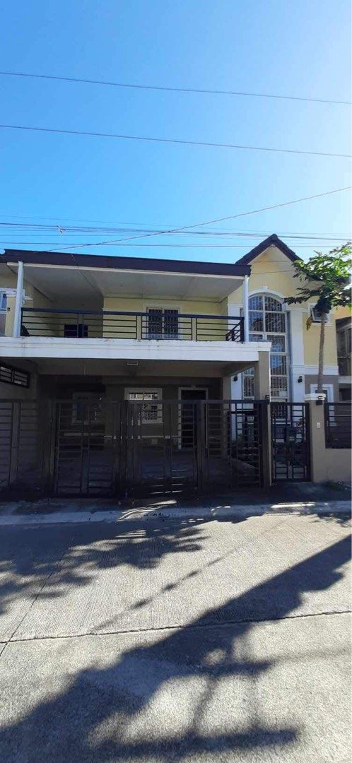 ‼️ FOR RENT LANCASTER‼️ (Category: House & Lot) located in Cavite. Submitted by BLSTR (Listing ID 1337777580, Image 1). Description: ‼️ FOR RENT LANCASTER‼️ LANCASTER HOUSE (Alexandra Model) MS6, Block 1 Lot 6 Brgy. Navarro, General Trias Cavite ✅ Near Open Canal ✅ Located near essential establishments, Savemore Express Navarro, Shopwise, Navarro Market, Health Wealth clinic, San Pedro Calungsod Hospital and Famous fast food chains. 🔹5BR & 4T&B 