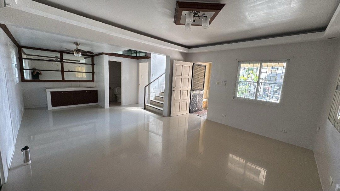 ‼️ FOR RENT LANCASTER‼️ (Category: House & Lot) located in Cavite. Submitted by BLSTR (Listing ID 1337777580, Image 3). Description: ‼️ FOR RENT LANCASTER‼️ LANCASTER HOUSE (Alexandra Model) MS6, Block 1 Lot 6 Brgy. Navarro, General Trias Cavite ✅ Near Open Canal ✅ Located near essential establishments, Savemore Express Navarro, Shopwise, Navarro Market, Health Wealth clinic, San Pedro Calungsod Hospital and Famous fast food chains. 🔹5BR & 4T&B 