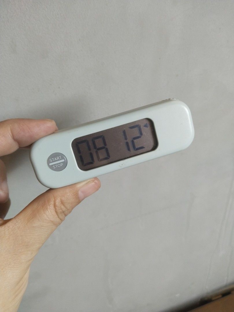 Affordable Mini Timer with alarm 😍🫰 (Category: Clocks) located in Malolos. Submitted by afford.japan (Listing ID 1337754097, Image 1). Description: Affordable Mini Timer with alarm 😍🫰.