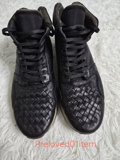 (Category: ) located in . Submitted by preloved01item (Listing ID 1337820205, Image 1). Description: .