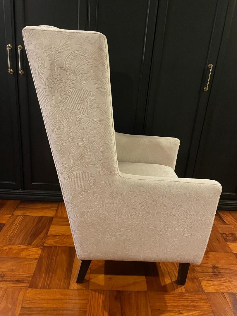 Brocade Upholstery Lounge Chair (Category: Chairs) located in Mandaluyong City. Submitted by ro_yo (Listing ID 1337852790, Image 3). Description: Brocade Upholstery Lounge Chair Asking Price Php 9,500.00 RFS - Room Renovation Cash or GCash upon pick up from Palladium Subdivsion, Shaw Boulevard corner Old Wack Wack Road, Mandaluyong City. Pick-up only. No meet-ups elsewhere. Direct buyer only..
