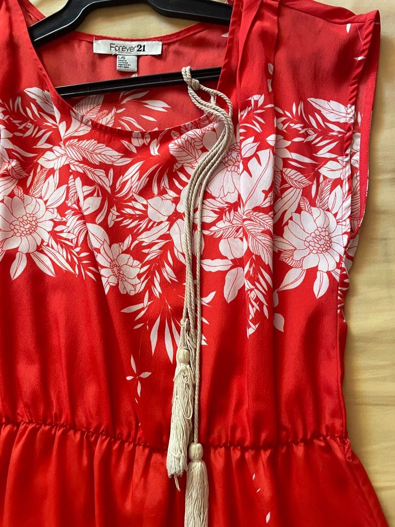 Casual Floral Dress (Category: Dresses) located in Quezon City. Submitted by iaaaa29 (Listing ID 1337810253, Image 3). Description: Garterized waist; with belt loops; polyester.