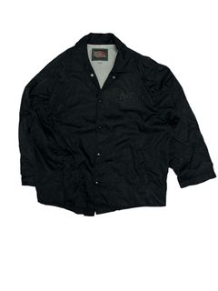 (Category: ) located in . Submitted by ds____apparel (Listing ID 1337861866, Image 1). Description: .