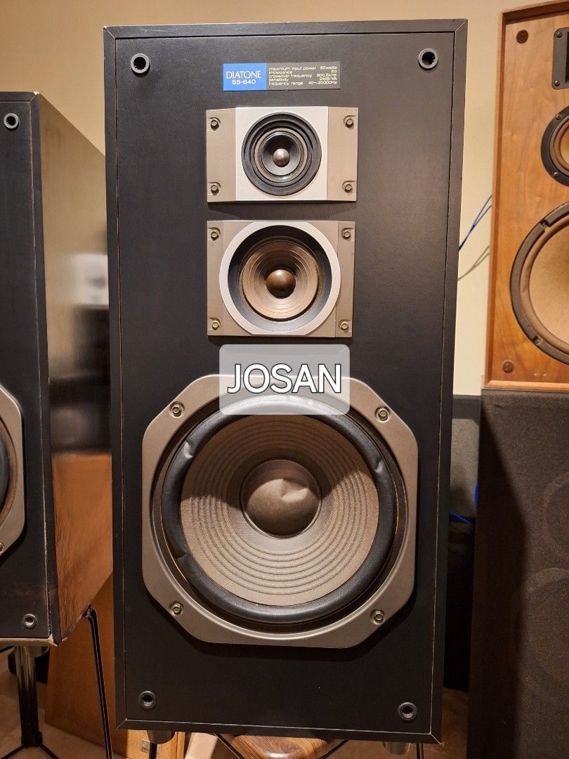 Diatone SS-640 Floor Standing Speakers (Category: Soundbars, Speakers & Amplifiers) located in Mandaluyong City. Submitted by vicosan (Listing ID 1337862348, Image 3). Description: Diatone SS-640 3 Way Speaker System Floor Standing Speakers Around late 1970s release 6 ohms 60 watts Great sound output soft bass and clear highs Check nyo in person May mga minor imperfections sa isang box Other box is damaged yung ilalim medyo nakalobo but does not 