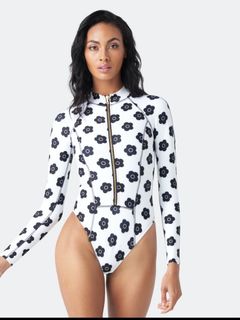 (Category: ) located in . Submitted by dee_luxe (Listing ID 1337761134, Image 1). Description: .