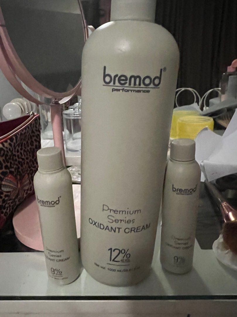 hair Color (Category: Hair) located in Quezon City. Submitted by hometherapyph (Listing ID 1337788829, Image 2). Description: Barely used Expiration date 2025.