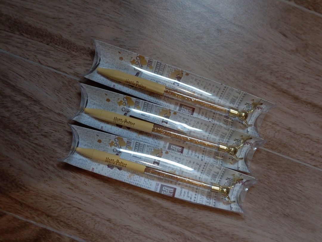 Harry Potter x Miniso Golden Snitch Ballpoint Pen, Buku Alat