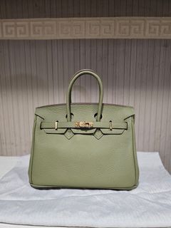 (Kategori: ) berada di . Dikirim oleh myday_closet (ID iklan 1337772013, Gambar 1). Deskripsi: .