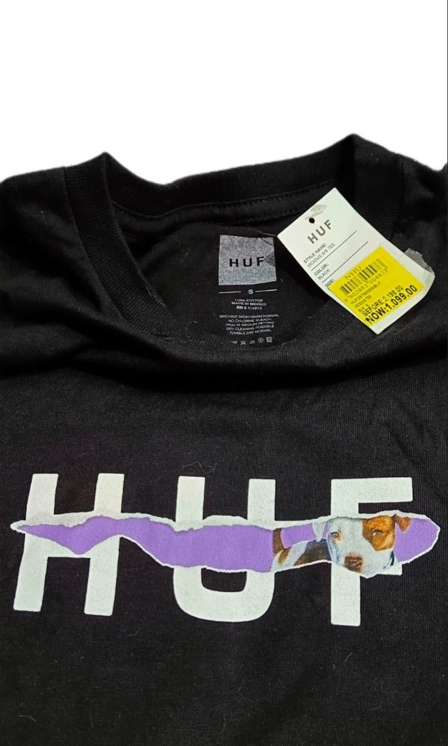 HUF skate shirt SMALL (Category: Tshirts & Polo Shirts ) located in Pasig City. Submitted by overdose12 (Listing ID 1337801084, Image 3). Description: 💯 Brand-new 💯 Authentic HUF Small: 18W/27L ₱400 + sf Loc: Pasig.