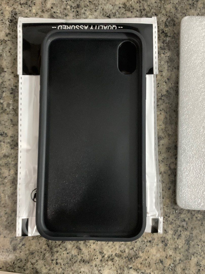 iPhone XR Case (Category: Cases & Sleeves) located in Manila. Submitted by ayna_ct (Listing ID 1337903629, Image 2). Description: iPhone XR Aioria Case (Brand New) RFS: Wrong color MoP: Gcash Loc: Mendiola, Manila / Angeles City, Pampanga.