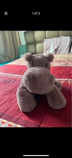 (Category: ) located in . Submitted by akag27 (Listing ID 1337773705, Image 1). Description: .