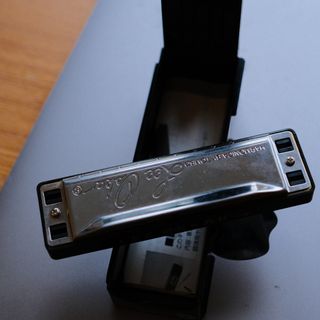 （分類：）位於 。 由 SuzukaStratoCement 提交（商品編號 1337851882，圖片 1）。簡介： 。