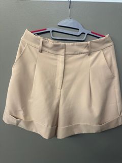 (Category: ) located in . Submitted by shopxbuy (Listing ID 1337858719, Image 1). Description: .