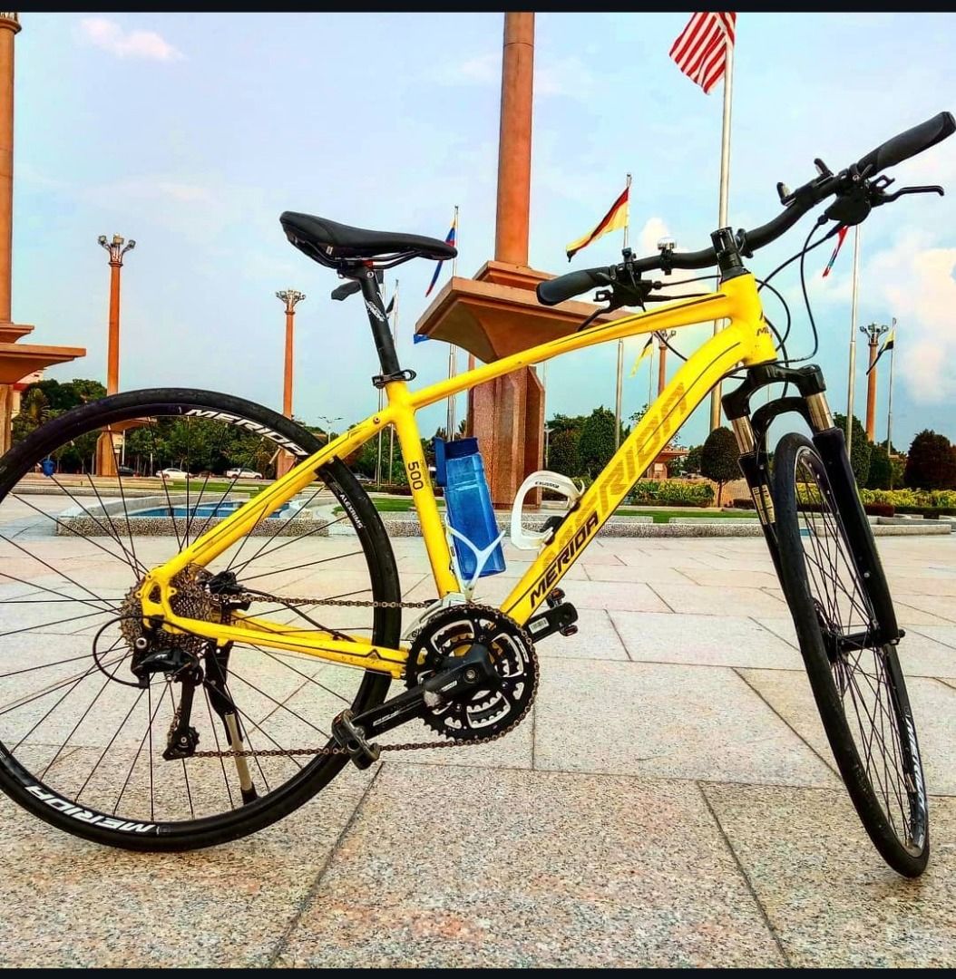 Merida crossway 500 hybrid bike online