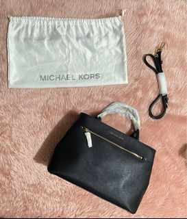 (Category: ) located in . Submitted by kyasecollection (Listing ID 1337887320, Image 1). Description: .