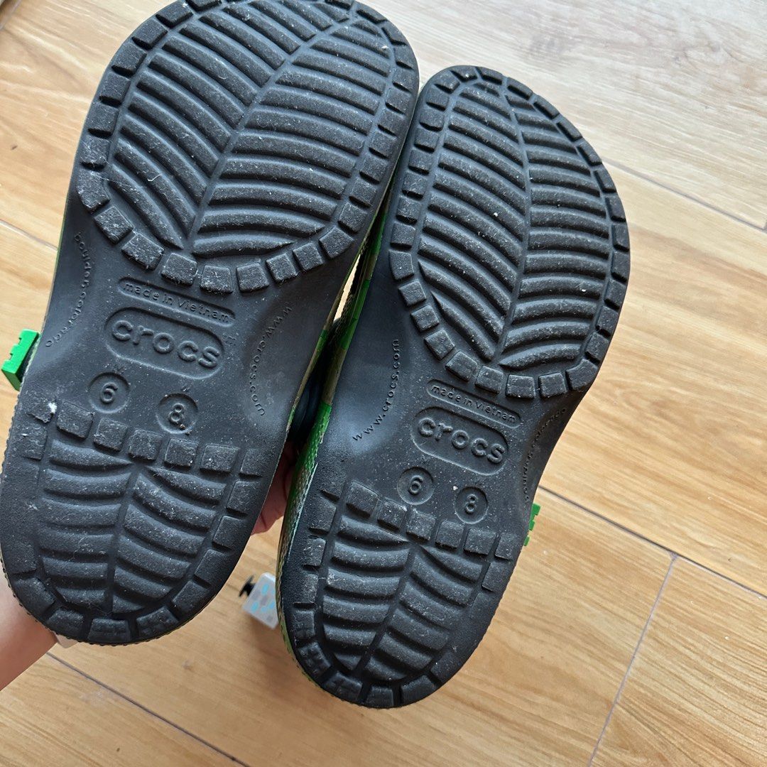 Minecraft Crocs w/ Jibbitz M6 W8 (Category: Casual Shoes) located in Baguio. Submitted by circa2009 (Listing ID 1337886733, Image 3). Description: Outgrown by my son. Low ballers will not be entertained. All proceeds from the sales of my son’s items goes directly to my son’s school/savings funds :).