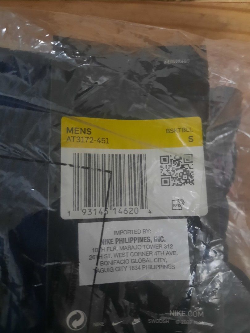 Nike Courtline Shorts (Category: Activewear) located in Manila. Submitted by jm1218 (Listing ID 1337884261, Image 3). Description: Colorway : Black Article : (AT3172-451) Brand New in Box (BNIB) / Tag (BNWT).