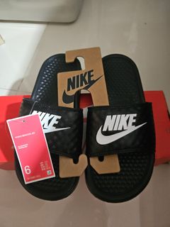 Nike slides under $10 shop