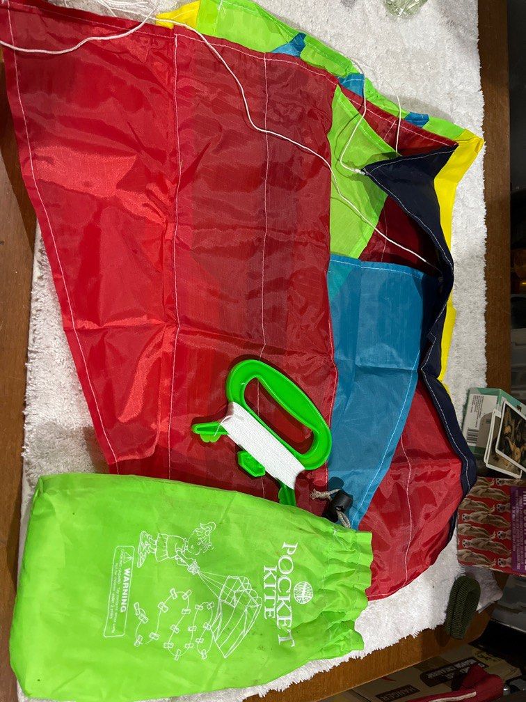 Pocket Kite (Category: Kites) located in Paombong. Submitted by sweetdeals0181656 (Listing ID 1337798094, Image 1). Description: Code R4.