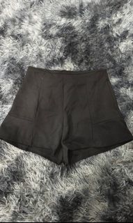 (Category: ) located in . Submitted by shoppqueens (Listing ID 1337836376, Image 1). Description: .