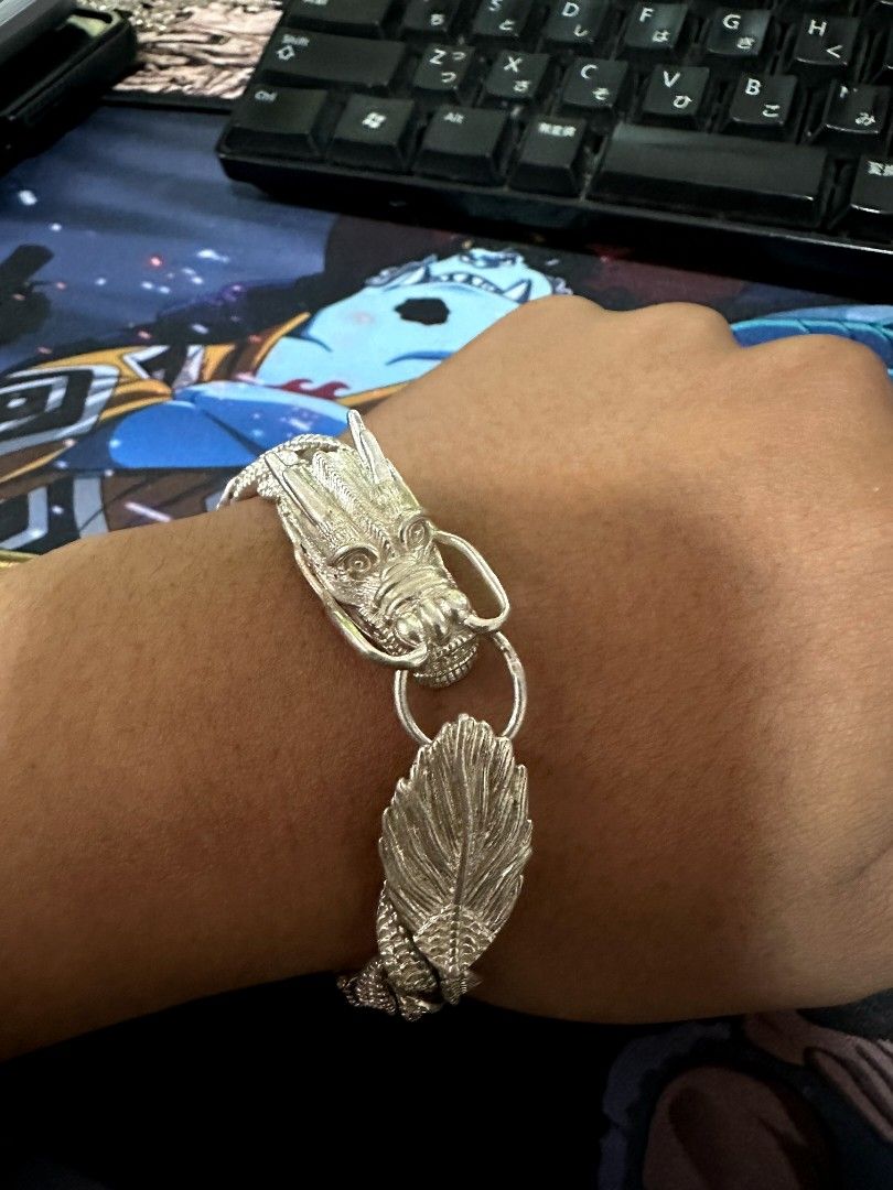 Silver 925 Chinese Dragon Bracelet (Category: Jewelry) located in Manila. Submitted by phermenious (Listing ID 1337901840, Image 3). Description: Chinese Dragon 925 Silver Bracelet 51.1 Grams 13mm 8.5 Inches Swap offer ka plus Add (Buyer handle SF) OR Sell: 4.5k (Buyer handle SF).